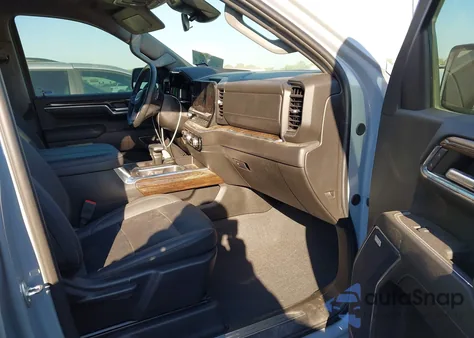 2024 GMC Sierra 1500 4Wd Short Box Elevation With 3Sb from USA, damaged, VIN 1GTUUCE88RZ207301